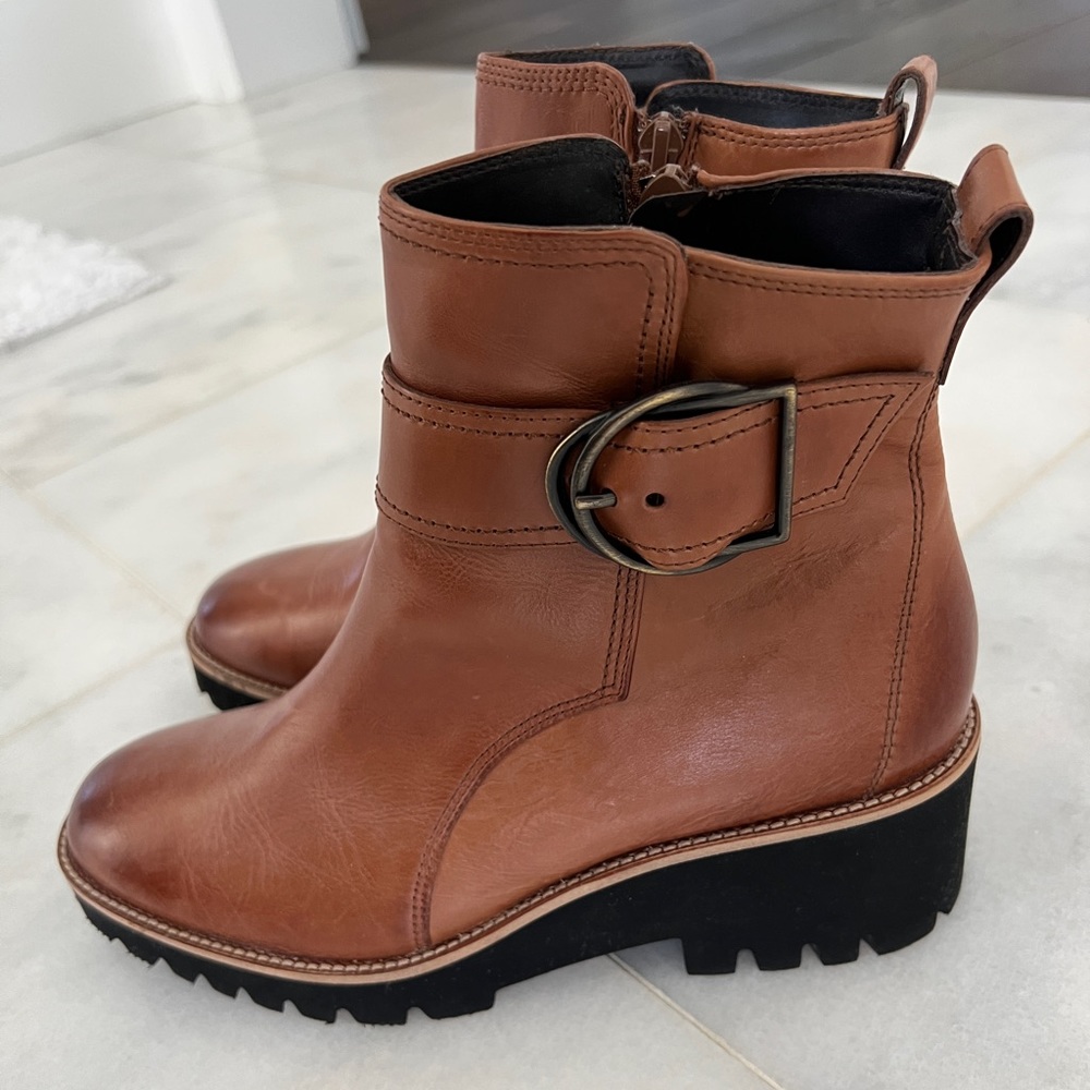COPY - Paul Green Booties Sz. 8.5 Like New